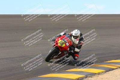 media/Nov-05-2022-SoCal Trackdays (Sat) [[f8d9b725ab]]/Bowl (1145am)/